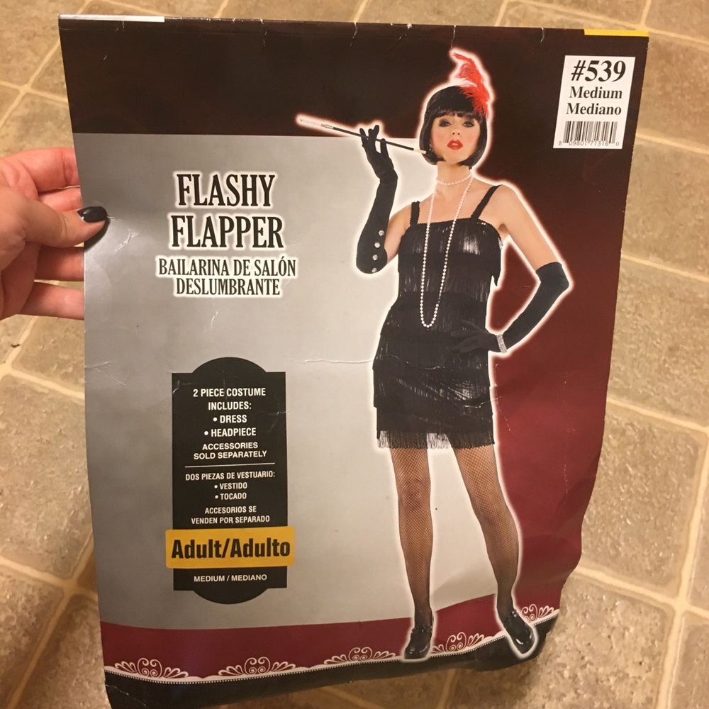 Flapper Halloween Costume & Accessories - Picture 5 of 12
